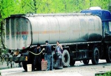 科普！打擊油罐車偷盜油的革新型神器--智能鎖